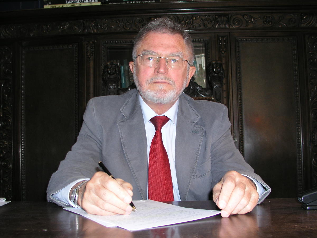 prof. Kazimierz Kobus 